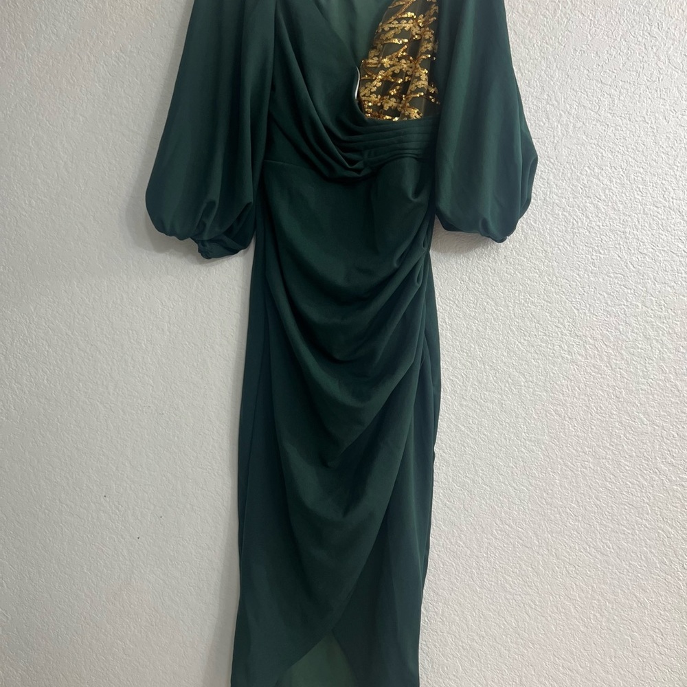 Elegant Green Dress with Gold Accents